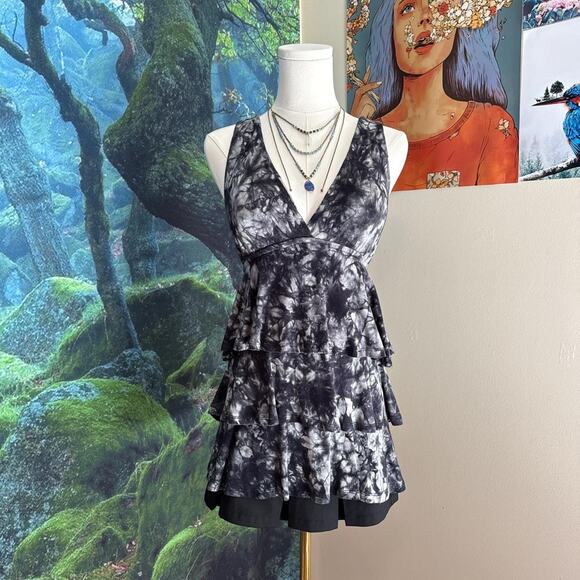 tie dye black white tiered top indie fairy y2k - Picture 6 of 6